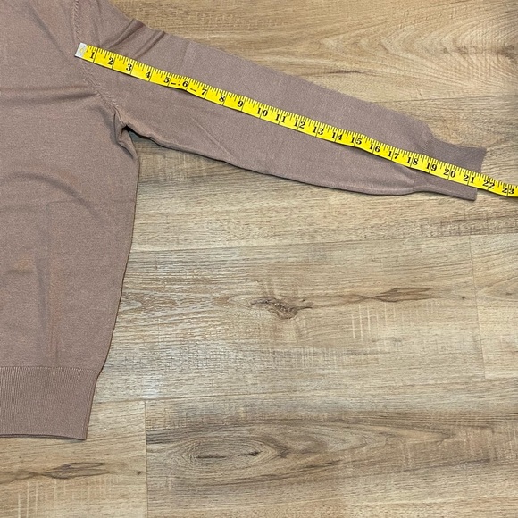 Woolen Bloom turtleneck sweater - Picture 6 of 8